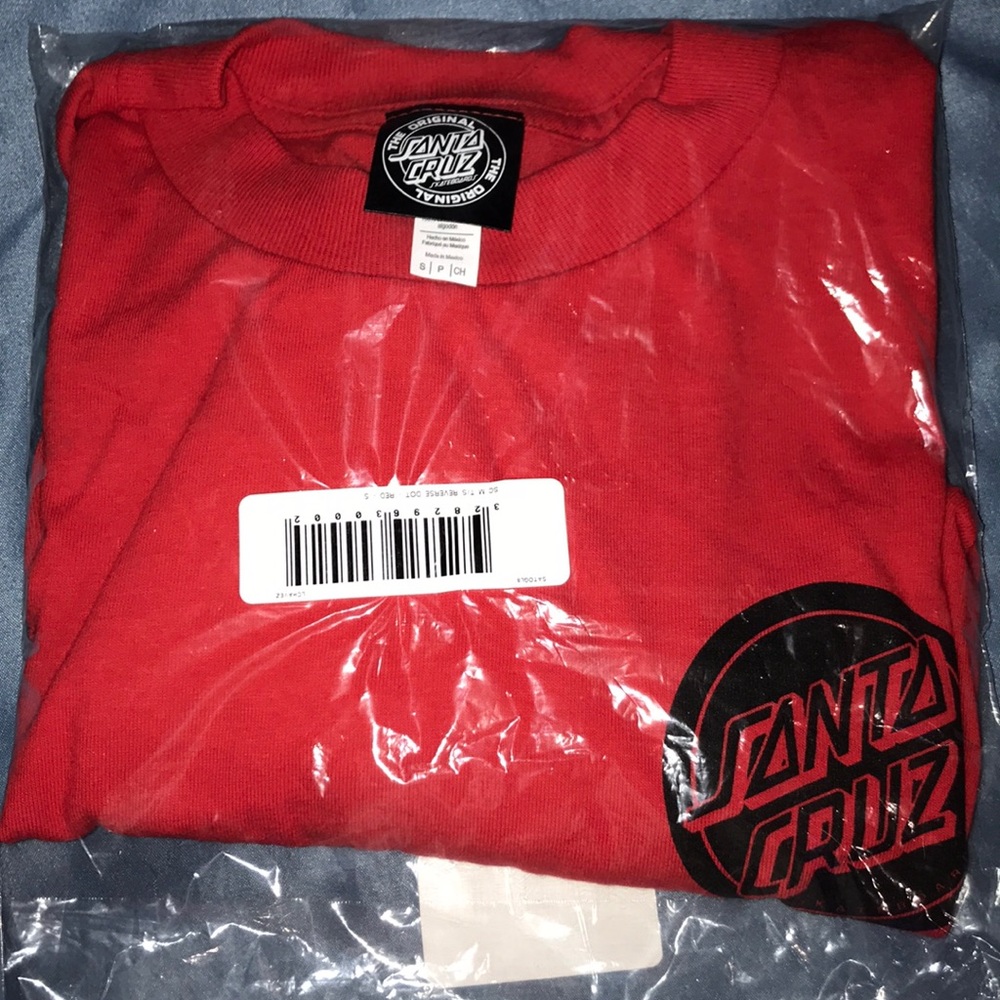 Red Santa Cruz tee shirt